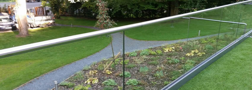 974-Guildford_frameless_glass_channel_balustrade_850x305px.jpg